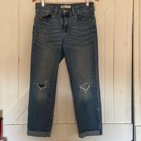 Levi’s Signature Boyfriend Jeans Rolled Cuff Women’s Size 10 Distressed Blue - Picture 1 of 8